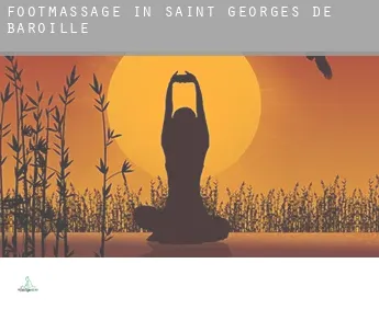Foot massage in  Saint-Georges-de-Baroille
